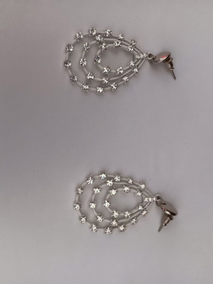 Σκουλαρίκια σε πολύ καλή κατάσταση, λευκά ασημένια