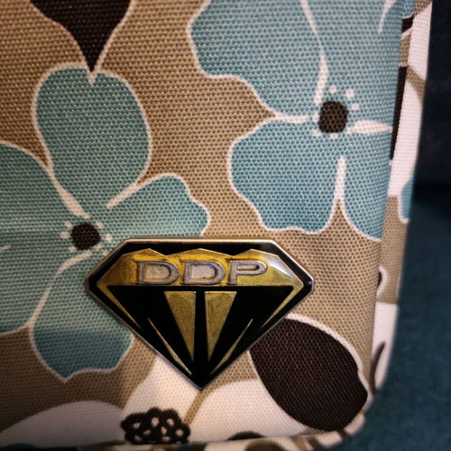 DDP casual shoulder bag like new