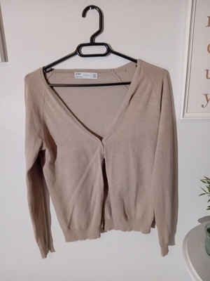 Zara cardigan beige size M like new