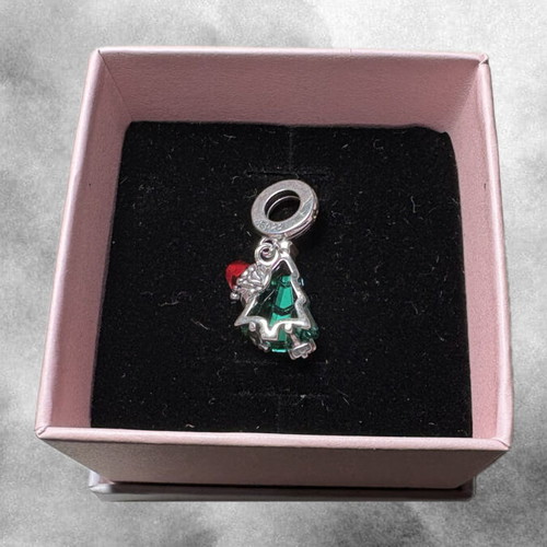 Christmas Tree Charm like new