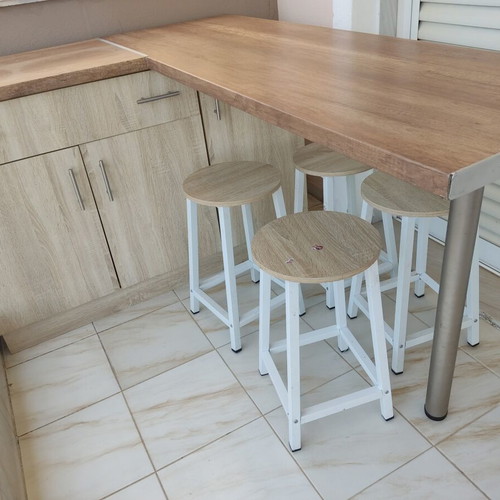 Kitchen island with cabinets and corner table with 4 stools like new