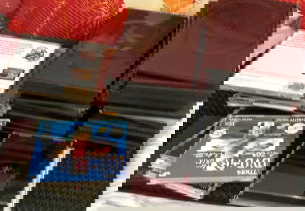 70 θήκες DVD,CD,CD-ROM