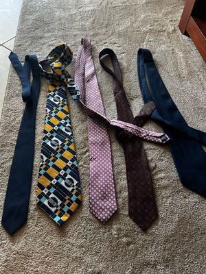 Set of 5 Manetti and other brand ties like new, multicolored