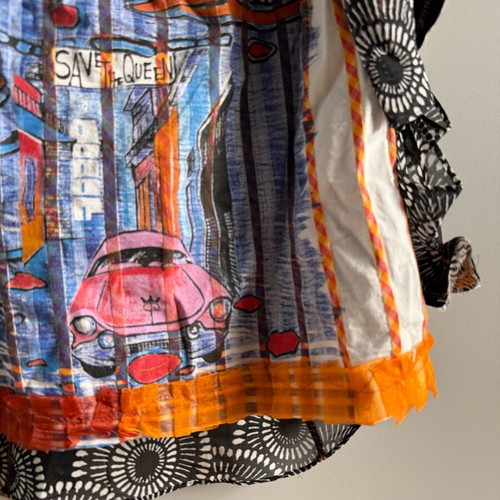 Save the Queen! skirt like new, multicolored, size M