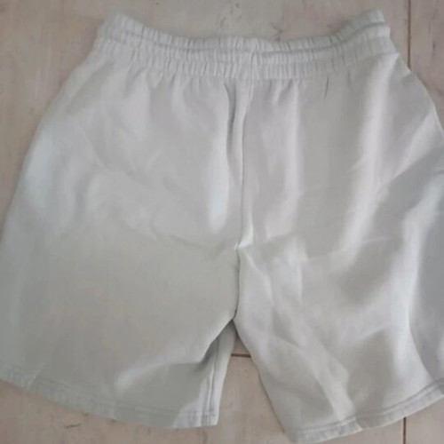 Hoodrich shorts, white and light grey, size small