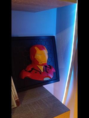 Iron Man wall frame printed in 3D and hand-painted like new