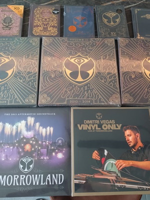 Tomorrowland Βινύλιο και CD συλλογή περιορισμένης έκδοσης καινούργια