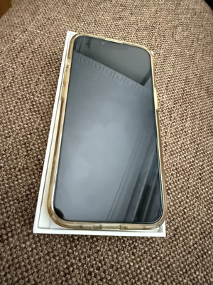 Apple iPhone 14 128GB 5G Starlight like new with Spigen case and tempered glass