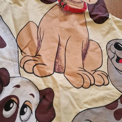 Pillowcase with Pound Puppies design, new