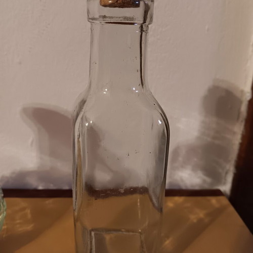 Μπουκάλια για λάδι μεταχειρισμένα σε καλή κατάσταση