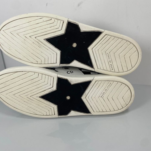 Christian Dior D-BEE Check Leather Sneakers size 37 like new, white and black