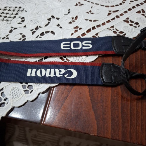 Canon EOS 300 analog camera like new