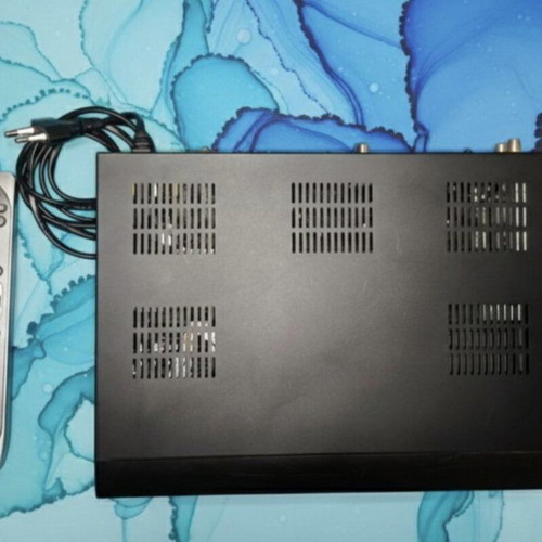 Digitalb HD Satellite used, no HDMI cable or card