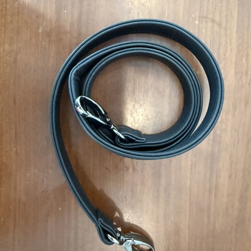 Leather bag strap black, like new, 90cm