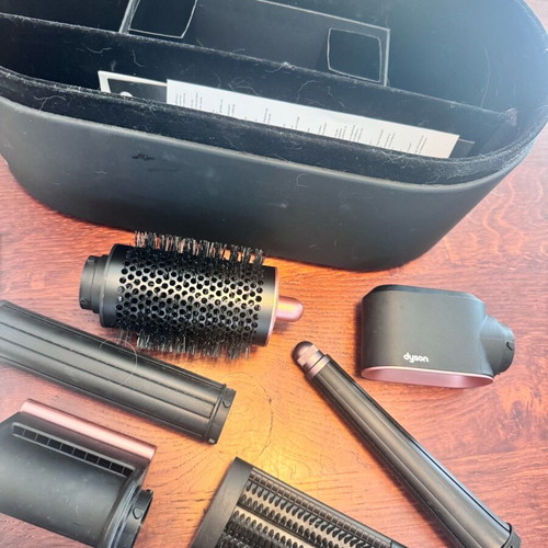 Dyson Airwrap new