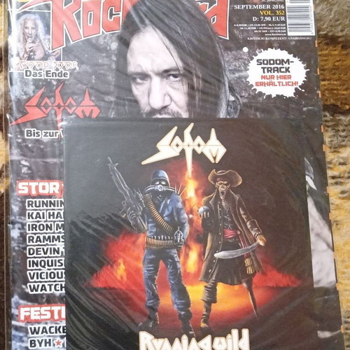 Rock Hard Magazine Vol. 352 with Exclusive Sodom / Running Wild 7" Vinyl Single new