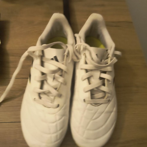 Adidas Soccer Cleats size 33 like new, white