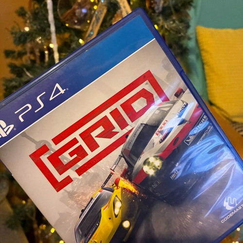Grid PS4 new, unscratched