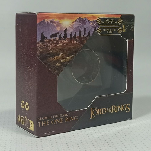Lord of the Rings Glow in the Dark One Ring new with display case