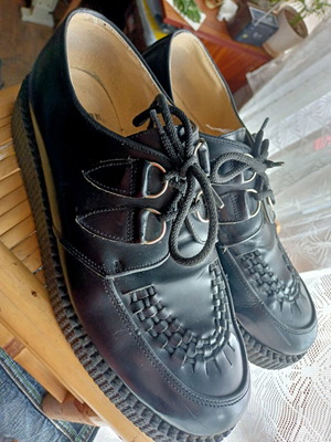 Δερμάτινα κομψά παπούτσια creepers UK Look, σαν καινούργια, μέγεθος 46