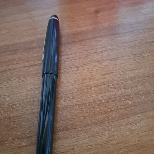 Pen used, writes