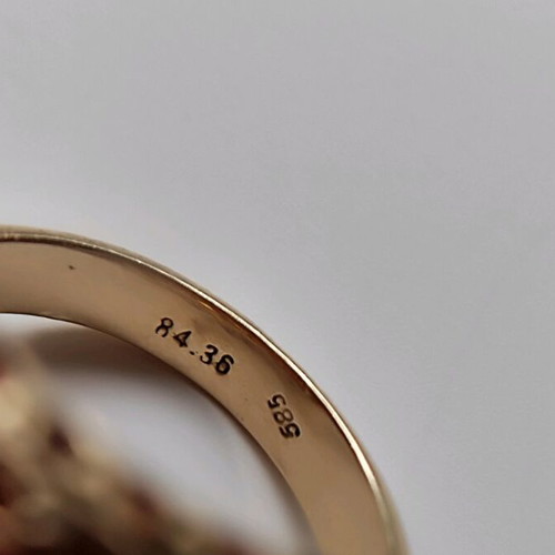 Gold ring.