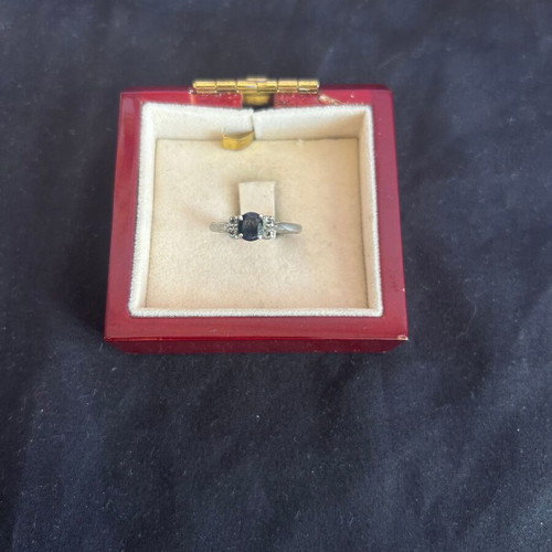 Silver vintage ring with black and white stones used