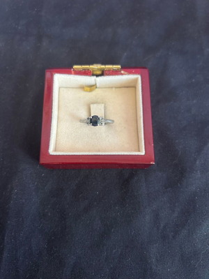 Silver vintage ring with black and white stones used