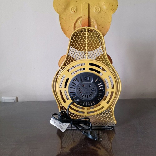 Decorative bear fan like new, fully functional