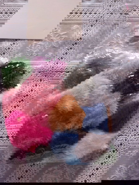 Pom pom με λαστιχακι για κρεμασμα