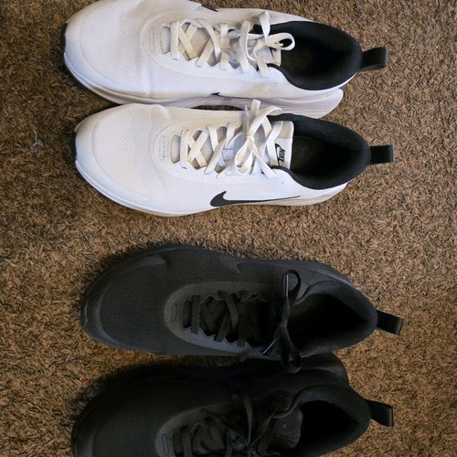 Nike athletic shoes like new, size 47.5, two pairs