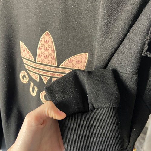 Gucci x Adidas sweatshirt like new, black, sizes M and L