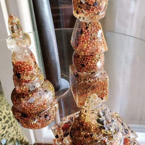 Therapeutic orgonites like new