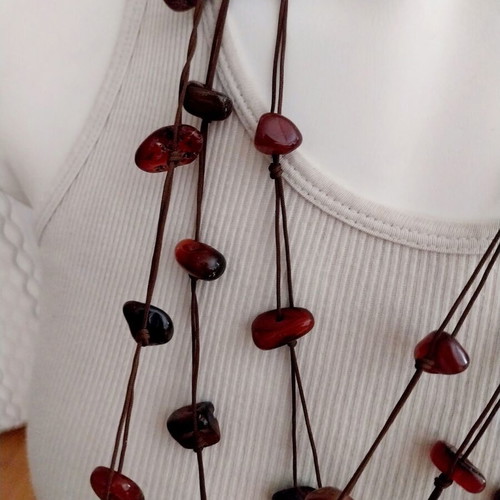 Necklace with semi-precious stones like new, brown tones