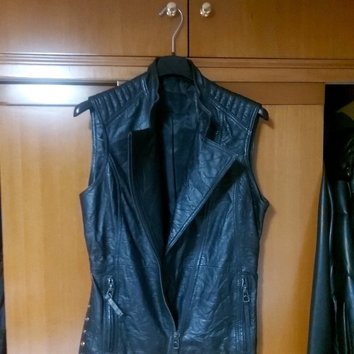 Gestuz leather vest used, black, size S