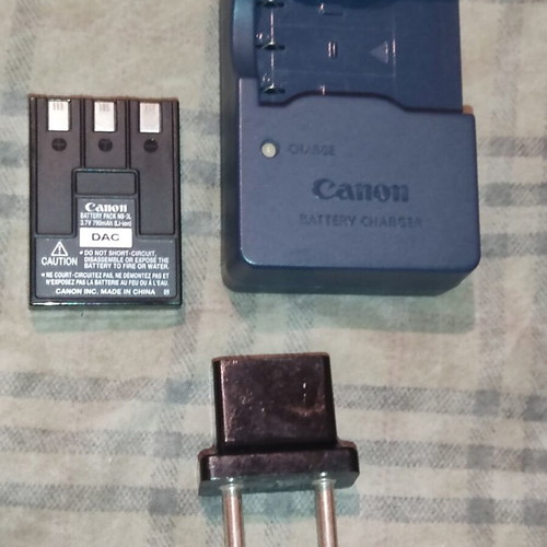 Canon charger CB-2LU and NB-3L lithium battery used