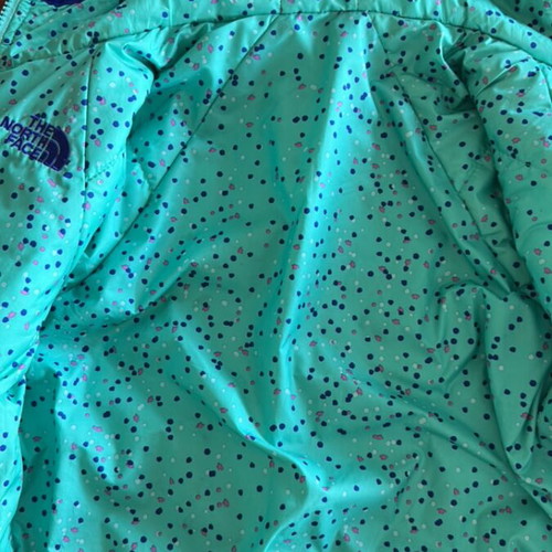 The North Face jacket for girls 7-9 years like new, blue multicolor