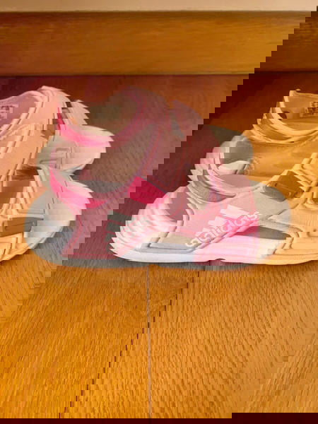 Adidas πέδιλα νο25