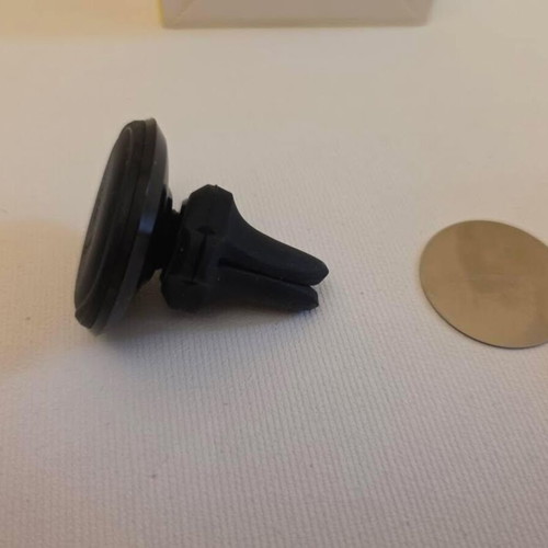 Baseus Magnetic Car Phone Mount like new, air vent holder