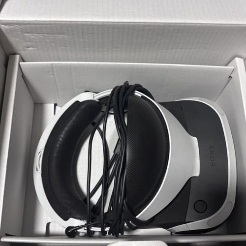 PlayStation VR Starter Pack Bundle like new with headset and camera
