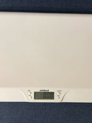 Ψηφιακή βρεφική ζυγαριά BabyScale