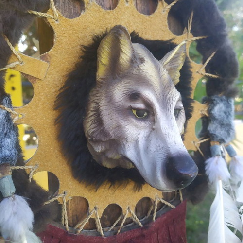 Wolf wall decor used, 53x28 cm