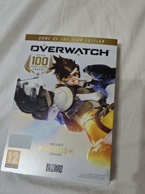 Overwatch PC game with cards