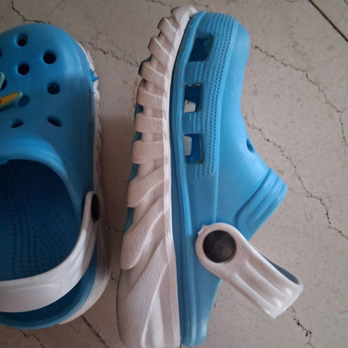 Children's sea slippers size 26 like new, white and blue