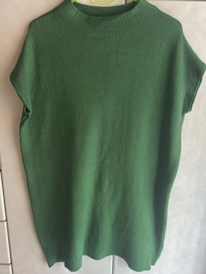Angel dress green, like new, one size