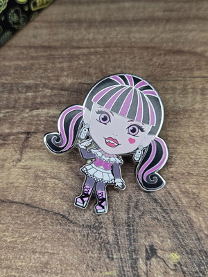 Hot Topic X Monster High Draculaura Pin new