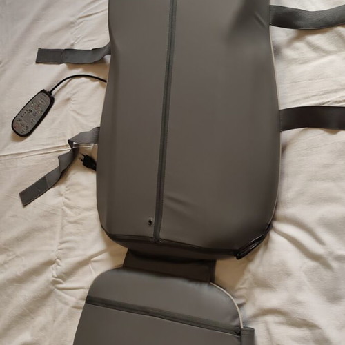 Shiatsu massage seat used for neck and back with heat function