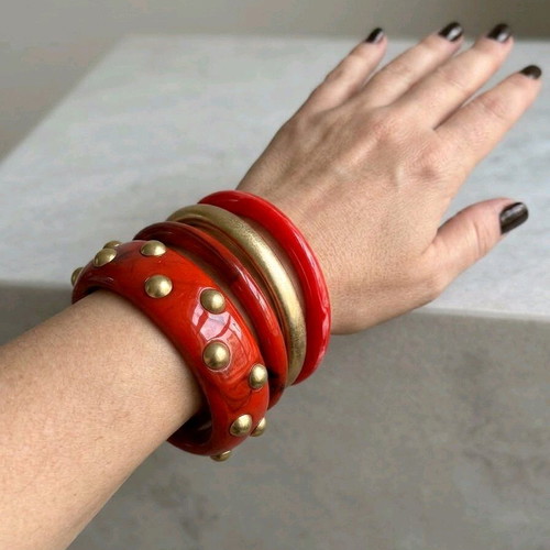 Jewelry set new, red and gold