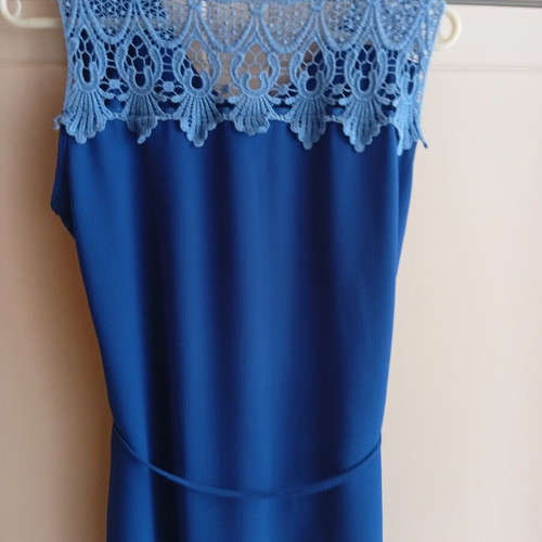 Blouse electric blue size L like new, 95% polyester 5% elastane