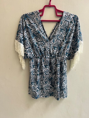 Blouse dress with blue paisley and white fringes like new, size S